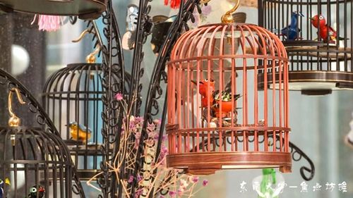 地攤非遺文化 果核工藝品制作