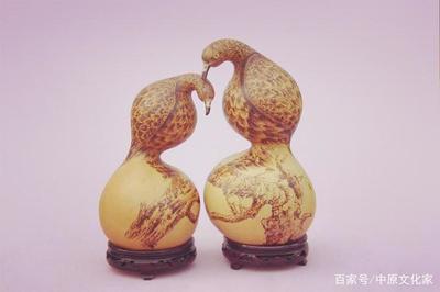 葫蘆烙畫、鐵畫、立體油畫等,這些與眾不同的畫,是傳統文化精華