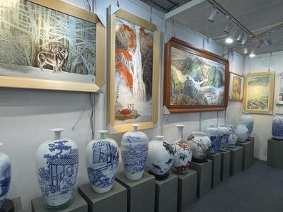 領略非遺文化魅力 景德鎮(zhèn)陶瓷精品亮相第十三屆中國加博會