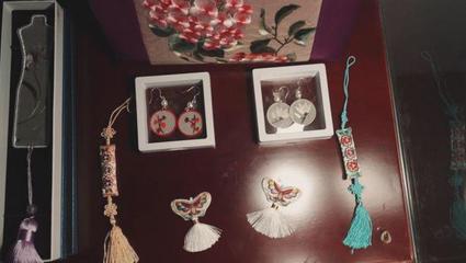 抽、拉、雕，指間生輝 浦東非遺編織溫暖與文化傳承